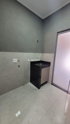 Imagem Casa com 3 Quartos à Venda, 250 m² Imagem Casa com 3 Quartos à Venda, 250 m²