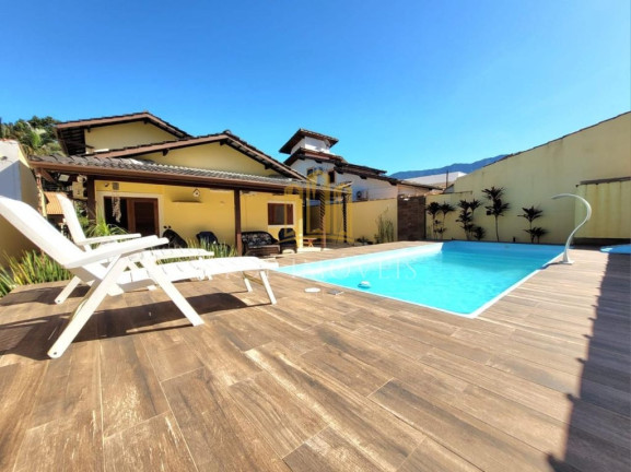 Imagem Casa de Condomínio com 3 Quartos para Alugar, 300 m² em Mar Verde - Caraguatatuba Imagem Casa de Condomínio com 3 Quartos para Alugar, 300 m² em Mar Verde - Caraguatatuba