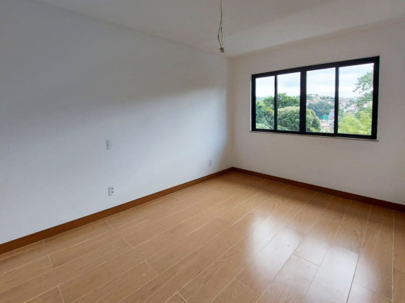 Imagem Casa com 3 Quartos à Venda, 150 m² em Várzea - Teresópolis