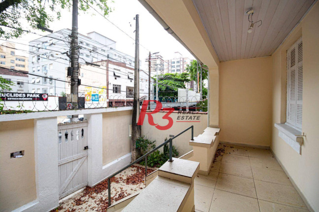 Imagem Casa com 4 Quartos à Venda ou Locação, 212 m² em Gonzaga - Santos Imagem Casa com 4 Quartos à Venda ou Locação, 212 m² em Gonzaga - Santos