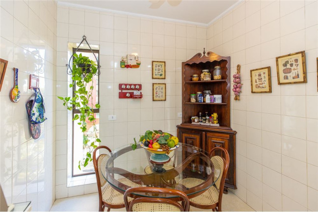 Imagem Imóvel com 3 Quartos à Venda, em Moema - São Paulo Imagem Imóvel com 3 Quartos à Venda, em Moema - São Paulo