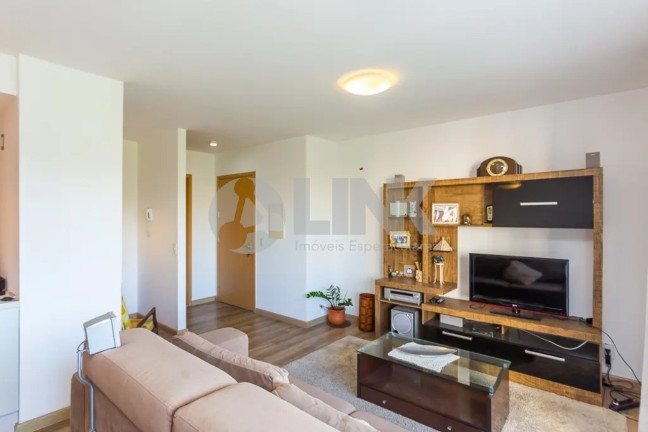 Imagem Apartamento com 3 Quartos à Venda, 105 m² em Passo Da Areia - Porto Alegre