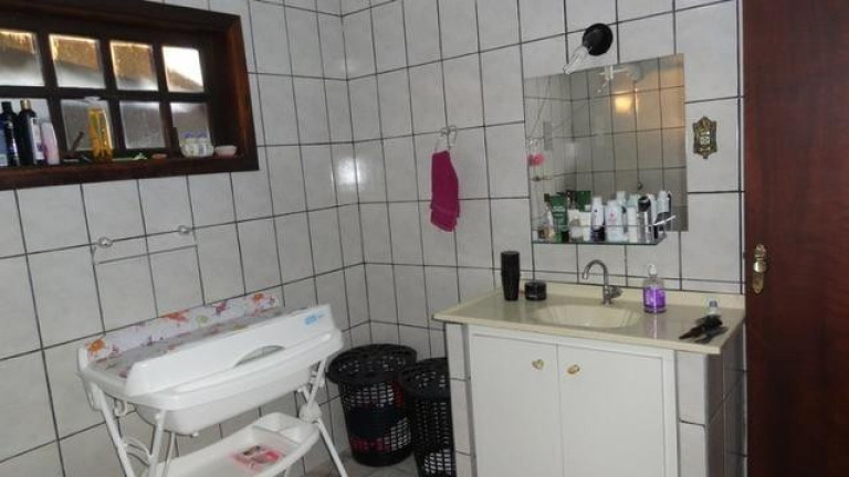 Imagem Casa com 3 Quartos à Venda, 270 m² em Vila Real De Barra Bonita (vitoriana) - Botucatu Imagem Casa com 3 Quartos à Venda, 270 m² em Vila Real De Barra Bonita (vitoriana) - Botucatu