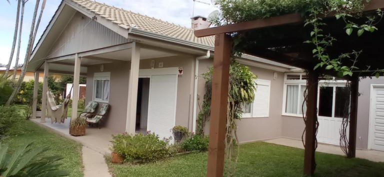 Imagem Casa com 4 Quartos à Venda, em Arroio Teixeira - Capao Da Canoa Imagem Casa com 4 Quartos à Venda, em Arroio Teixeira - Capao Da Canoa