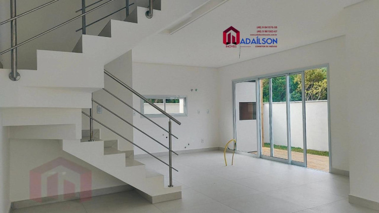 Imagem Imóvel com 2 Quartos à Venda, 132 m²