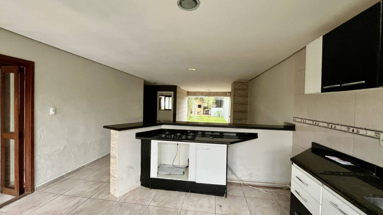 Imagem Casa com 3 Quartos à Venda, 143 m² em Igara - Canoas Imagem Casa com 3 Quartos à Venda, 143 m² em Igara - Canoas
