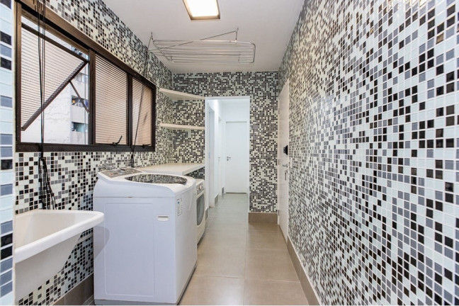 Imagem Apartamento com 4 Quartos à Venda, 197 m² em Itaim Bibi - São Paulo