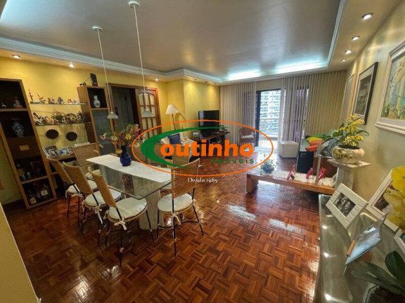 Imagem Apartamento com 3 Quartos à Venda, 155 m² em Maracanã - Rio De Janeiro Imagem Apartamento com 3 Quartos à Venda, 155 m² em Maracanã - Rio De Janeiro