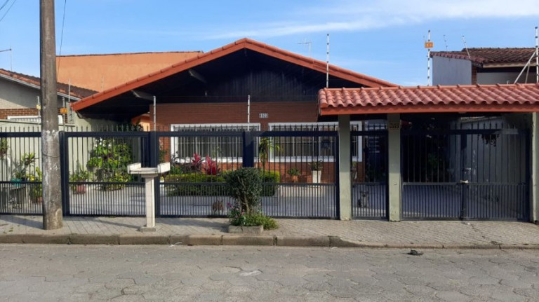 Imagem Casa com 3 Quartos à Venda, 148 m² em Jardim Suarão - Itanhaem Imagem Casa com 3 Quartos à Venda, 148 m² em Jardim Suarão - Itanhaem