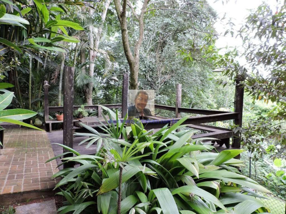 Imagem Casa com 5 Quartos à Venda, 365 m² em Chácara Dos Junqueiras - Carapicuíba Imagem Casa com 5 Quartos à Venda, 365 m² em Chácara Dos Junqueiras - Carapicuíba