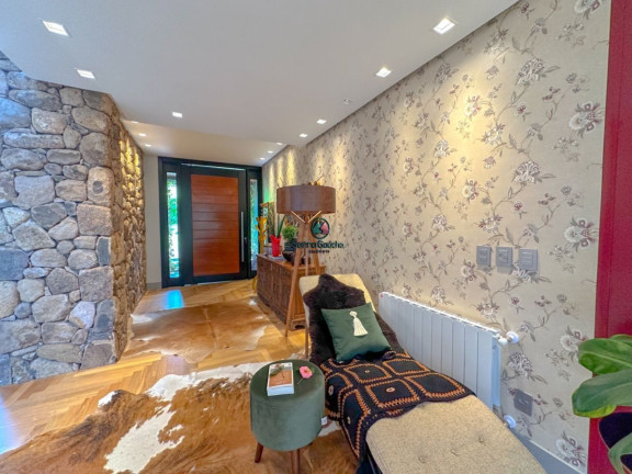 Imagem Casa de Condomínio com 4 Quartos à Venda, 415 m² em Bavária - Gramado Imagem Casa de Condomínio com 4 Quartos à Venda, 415 m² em Bavária - Gramado