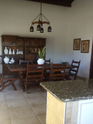 Imagem Casa com 2 Quartos para Alugar ou Temporada, 211 m² em Traviú - Jundiaí Imagem Casa com 2 Quartos para Alugar ou Temporada, 211 m² em Traviú - Jundiaí