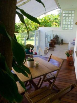 Imagem Casa com 3 Quartos à Venda, 220 m² em Jurerê Internacional - Florianópolis