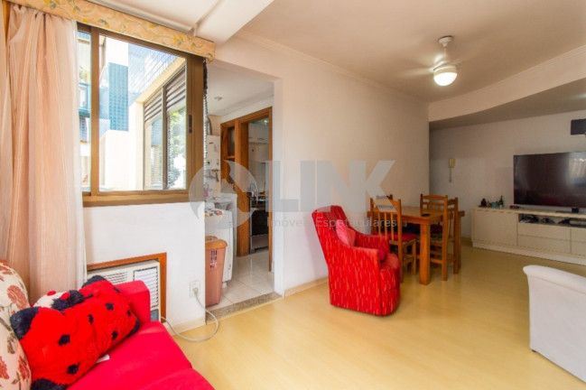Imagem Apartamento com 2 Quartos à Venda, 67 m² em Passo Da Areia - Porto Alegre Imagem Apartamento com 2 Quartos à Venda, 67 m² em Passo Da Areia - Porto Alegre