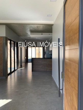 Imagem Casa com 3 Quartos à Venda, em Vila Do Golf - Ribeirão Preto Imagem Casa com 3 Quartos à Venda, em Vila Do Golf - Ribeirão Preto