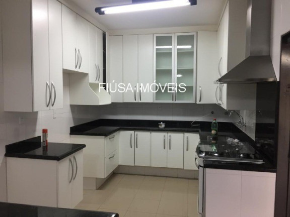 Imagem Sobrado com 4 Quartos à Venda, em Presidente Médici - Ribeirão Preto Imagem Sobrado com 4 Quartos à Venda, em Presidente Médici - Ribeirão Preto