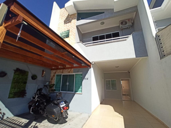 Imagem Casa com 3 Quartos à Venda, 174 m² em Jardim Fregadoli - Maringá Imagem Casa com 3 Quartos à Venda, 174 m² em Jardim Fregadoli - Maringá