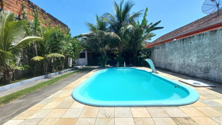 Imagem Sobrado com 3 Quartos à Venda, 300 m² em Itanhaém