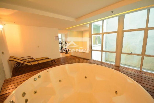 Imagem Apartamento com 1 Quarto à Venda, 44 m²