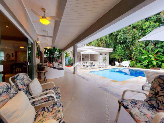 Imagem Casa com 5 Quartos à Venda, 297 m² em Riviera Módulo 20 - Bertioga Imagem Casa com 5 Quartos à Venda, 297 m² em Riviera Módulo 20 - Bertioga