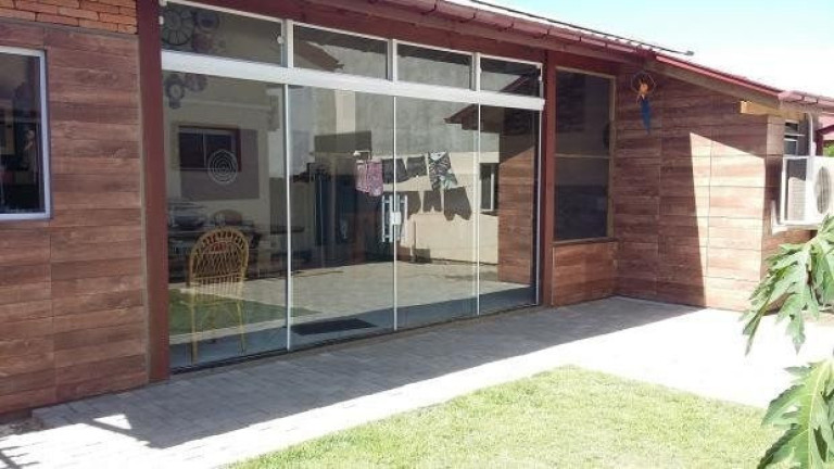 Imagem Imóvel com 2 Quartos à Venda, 160 m² em Ferraz - Garopaba Imagem Imóvel com 2 Quartos à Venda, 160 m² em Ferraz - Garopaba