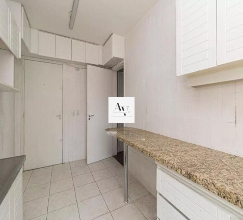 Imagem Apartamento com 3 Quartos à Venda, 135 m² em Moinhos De Vento - Porto Alegre Imagem Apartamento com 3 Quartos à Venda, 135 m² em Moinhos De Vento - Porto Alegre