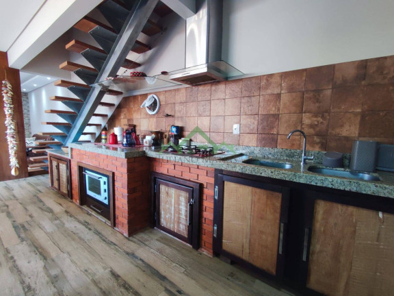 Imagem Casa com 4 Quartos à Venda, 144 m² em Centro - Balneário Barra Do Sul