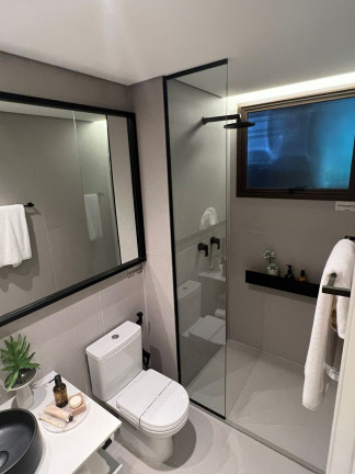 Imagem Imóvel com 4 Quartos à Venda, em Pinheiros - São Paulo Imagem Imóvel com 4 Quartos à Venda, em Pinheiros - São Paulo