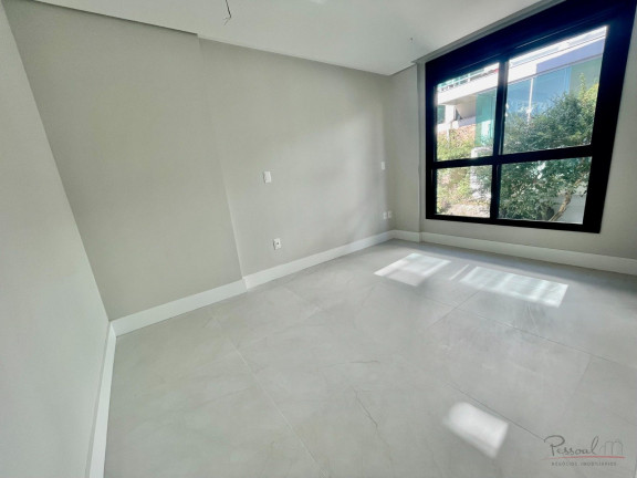 Imagem Apartamento com 1 Quarto à Venda, 43 m² em Jurerê - Florianópolis Imagem Apartamento com 1 Quarto à Venda, 43 m² em Jurerê - Florianópolis