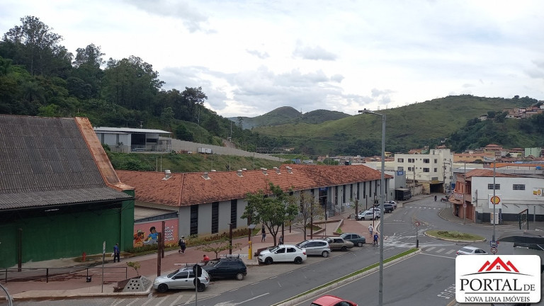 Imagem Sobrado com 4 Quartos à Venda, 500 m² em Centro - Nova Lima