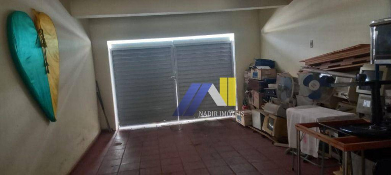 Imagem Casa com 3 Quartos à Venda, 185 m² em Saúde - Pouso Alegre Imagem Casa com 3 Quartos à Venda, 185 m² em Saúde - Pouso Alegre