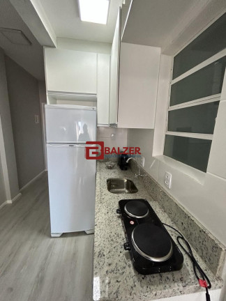Imagem Apartamento com 1 Quarto à Venda, 40 m² em Centro - Florianópolis Imagem Apartamento com 1 Quarto à Venda, 40 m² em Centro - Florianópolis