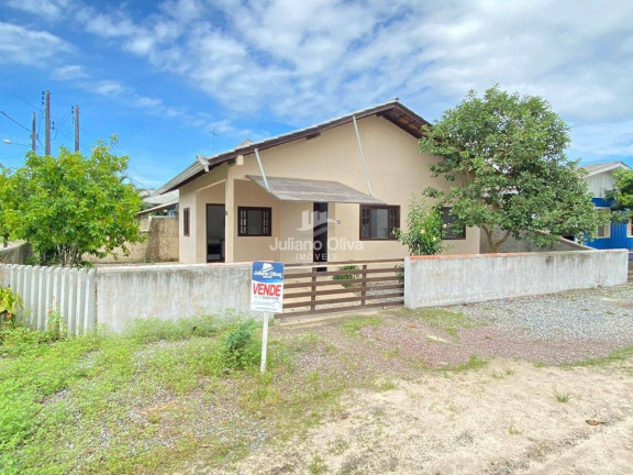 Imagem Casa com 2 Quartos à Venda, 64 m² em Barra Do Sai - Itapoá