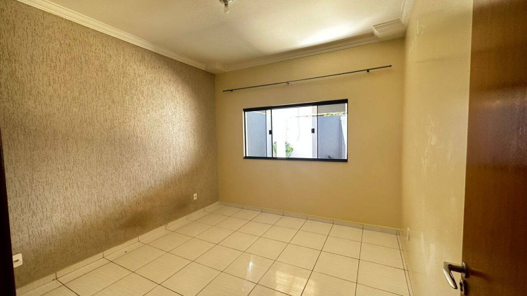 Imagem Casa com 3 Quartos à Venda, 165 m² em Estância Itaguaí - Caldas Novas Imagem Casa com 3 Quartos à Venda, 165 m² em Estância Itaguaí - Caldas Novas