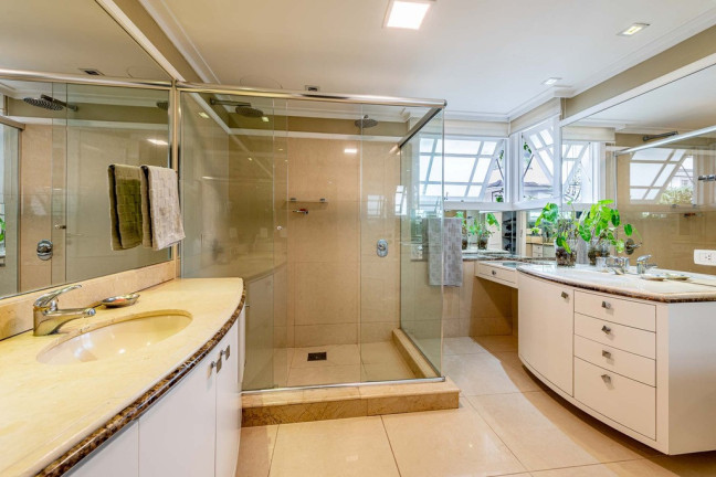 Imagem Casa de Condomínio com 3 Quartos à Venda, 566 m² em Boa Vista - Porto Alegre Imagem Casa de Condomínio com 3 Quartos à Venda, 566 m² em Boa Vista - Porto Alegre