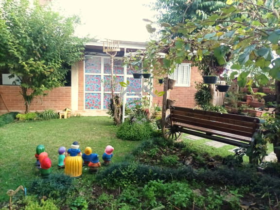 Imagem Casa com 5 Quartos à Venda, 350 m² em Vila Lolly - Campos Do Jordão Imagem Casa com 5 Quartos à Venda, 350 m² em Vila Lolly - Campos Do Jordão
