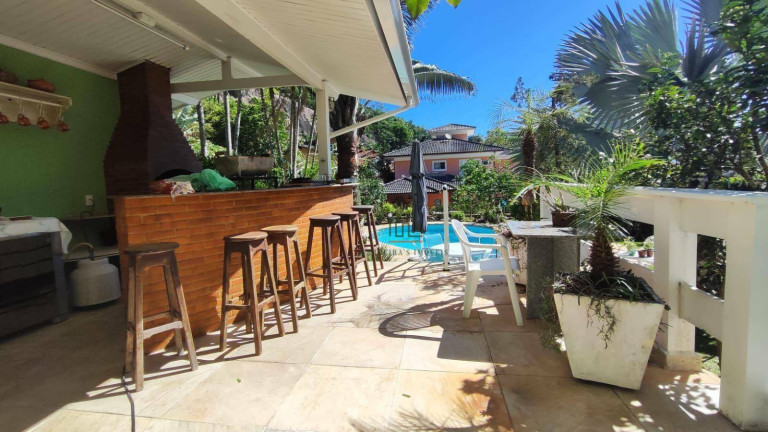 Imagem Casa com 5 Quartos à Venda, 480 m² em Itacoatiara - Niterói Imagem Casa com 5 Quartos à Venda, 480 m² em Itacoatiara - Niterói