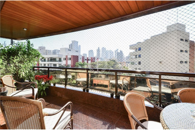 Imagem Apartamento com 4 Quartos à Venda, 210 m² em Real Parque - São Paulo Imagem Apartamento com 4 Quartos à Venda, 210 m² em Real Parque - São Paulo