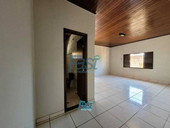 Imagem Casa com 3 Quartos à Venda, 800 m² em Primeiro De Março - Cuiabá Imagem Casa com 3 Quartos à Venda, 800 m² em Primeiro De Março - Cuiabá