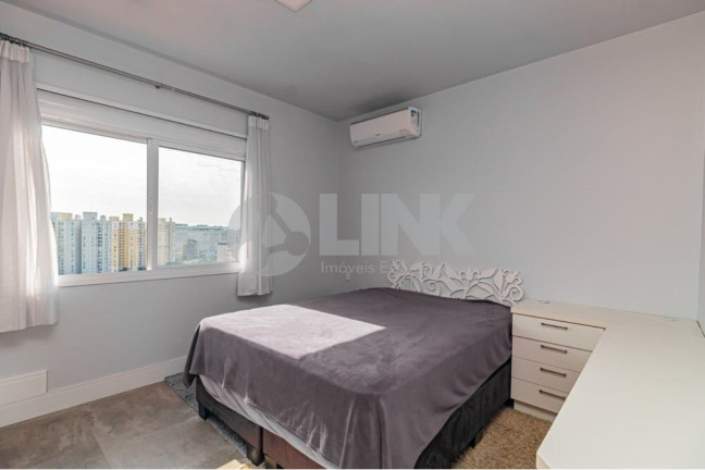 Imagem Apartamento com 3 Quartos à Venda, 70 m² em Passo Da Areia - Porto Alegre