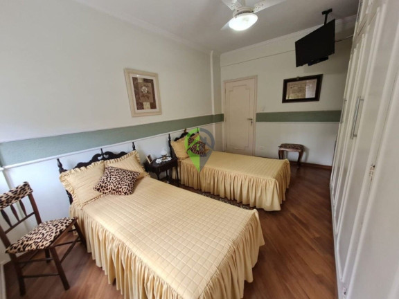 Imagem Apartamento com 3 Quartos à Venda, 200 m² em Gonzaga - Santos Imagem Apartamento com 3 Quartos à Venda, 200 m² em Gonzaga - Santos