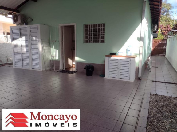 Imagem Casa com 2 Quartos à Venda, 448 m² em Centro - Caraguatatuba Imagem Casa com 2 Quartos à Venda, 448 m² em Centro - Caraguatatuba