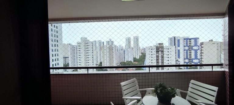 Imagem Imóvel com 4 Quartos à Venda, 237 m² em Graças - Recife Imagem Imóvel com 4 Quartos à Venda, 237 m² em Graças - Recife
