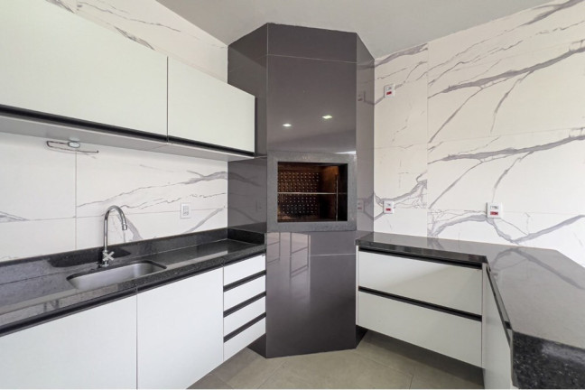 Imagem Casa com 4 Quartos à Venda, 200 m² em Centro - Xangri-lá Imagem Casa com 4 Quartos à Venda, 200 m² em Centro - Xangri-lá