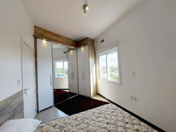 Imagem Casa com 3 Quartos à Venda, 275 m²