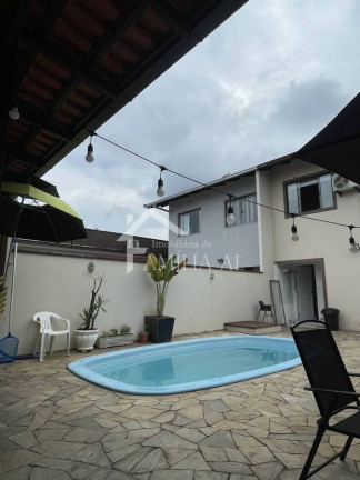Imagem Casa com 4 Quartos à Venda, 114 m² em Comasa - Joinville Imagem Casa com 4 Quartos à Venda, 114 m² em Comasa - Joinville