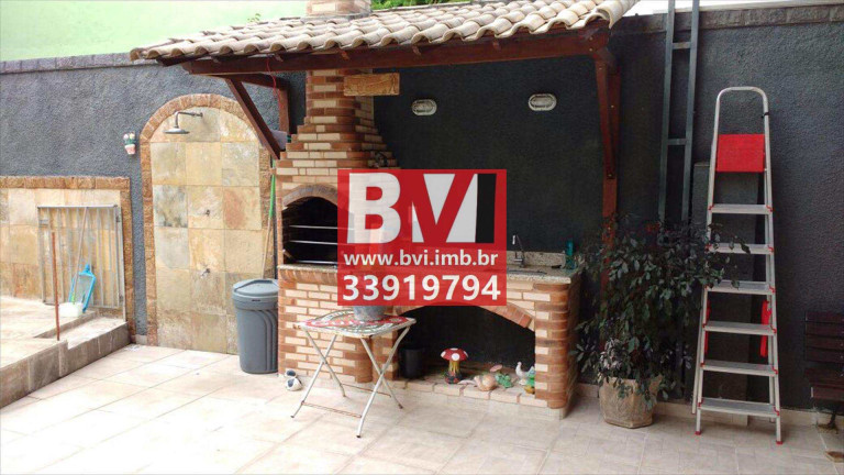 Imagem Casa com 5 Quartos à Venda, 240 m² em Irajá - Rio De Janeiro