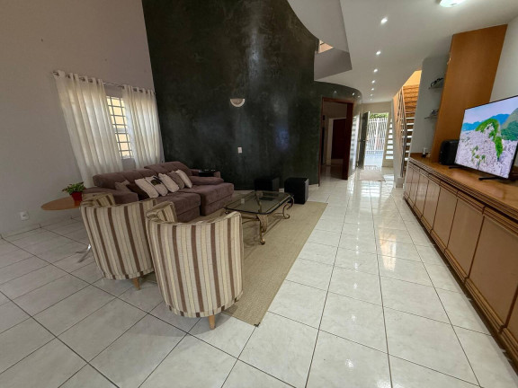 Imagem Sobrado com 5 Quartos à Venda, 600 m² em Jardim Califórnia - Cuiabá Imagem Sobrado com 5 Quartos à Venda, 600 m² em Jardim Califórnia - Cuiabá