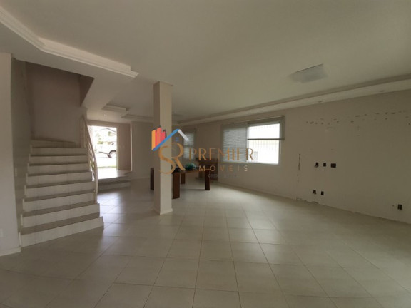 Imagem Casa com 4 Quartos à Venda, 651 m² em Córrego Grande - Florianópolis Imagem Casa com 4 Quartos à Venda, 651 m² em Córrego Grande - Florianópolis