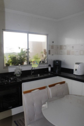Imagem Casa com 2 Quartos à Venda, 130 m² em Parque Orestes ôngaro - Hortolândia